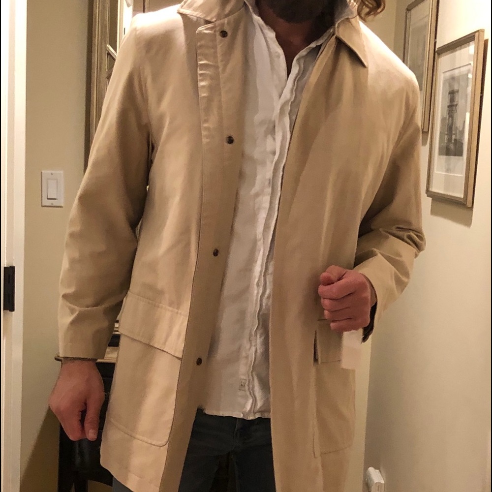 Brooks Brothers men’s beige mid length trench coat